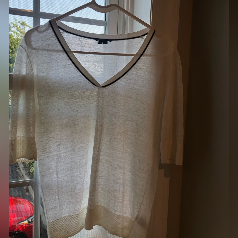 Theory Breathable Linen Viscose Blend White Stripe V Neck Short Sleeve T…